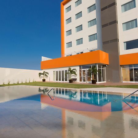 Hampton Inn & Suites By Hilton Paraíso Eksteriør bilde