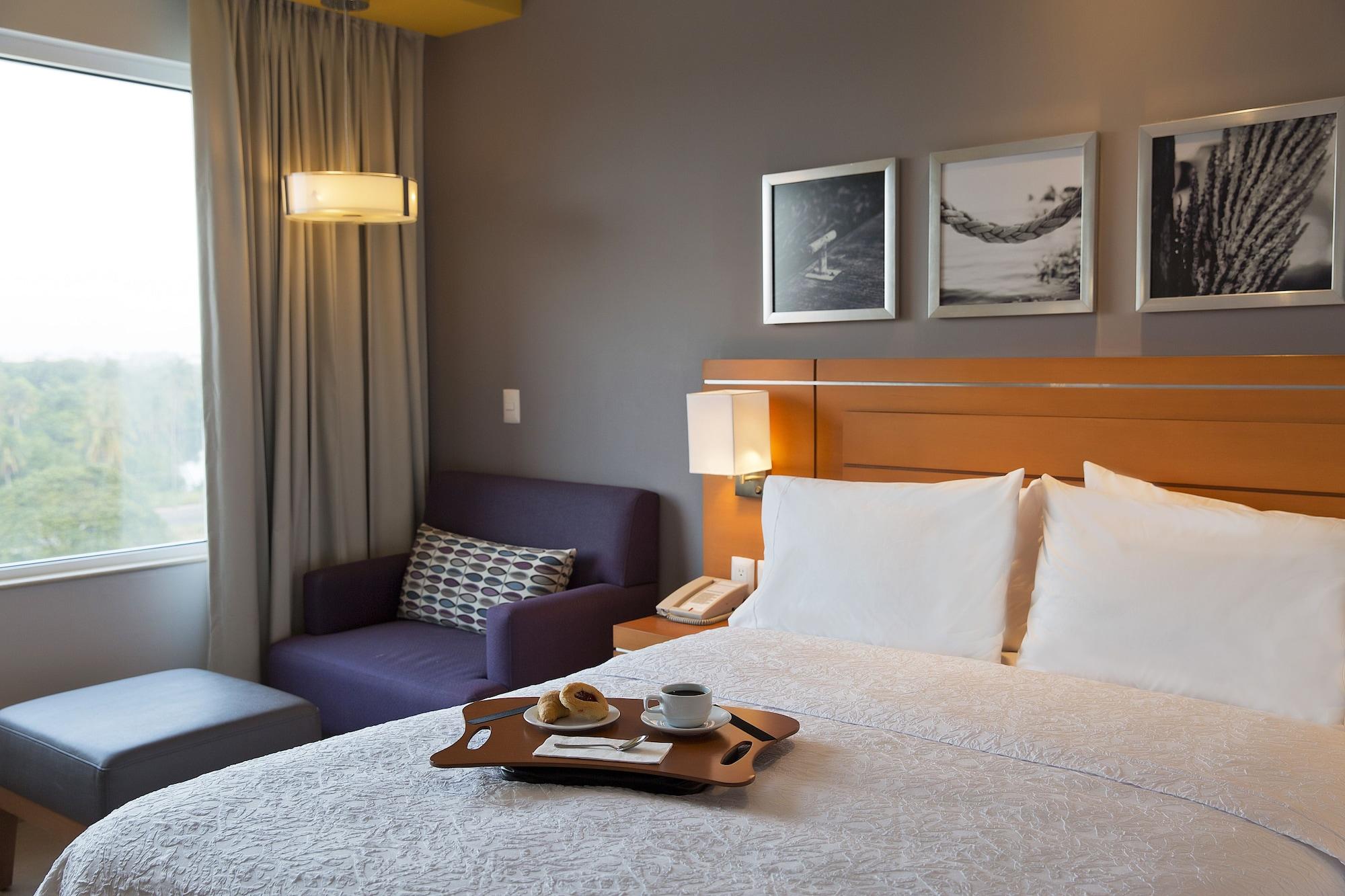 Hampton Inn & Suites By Hilton Paraíso Eksteriør bilde