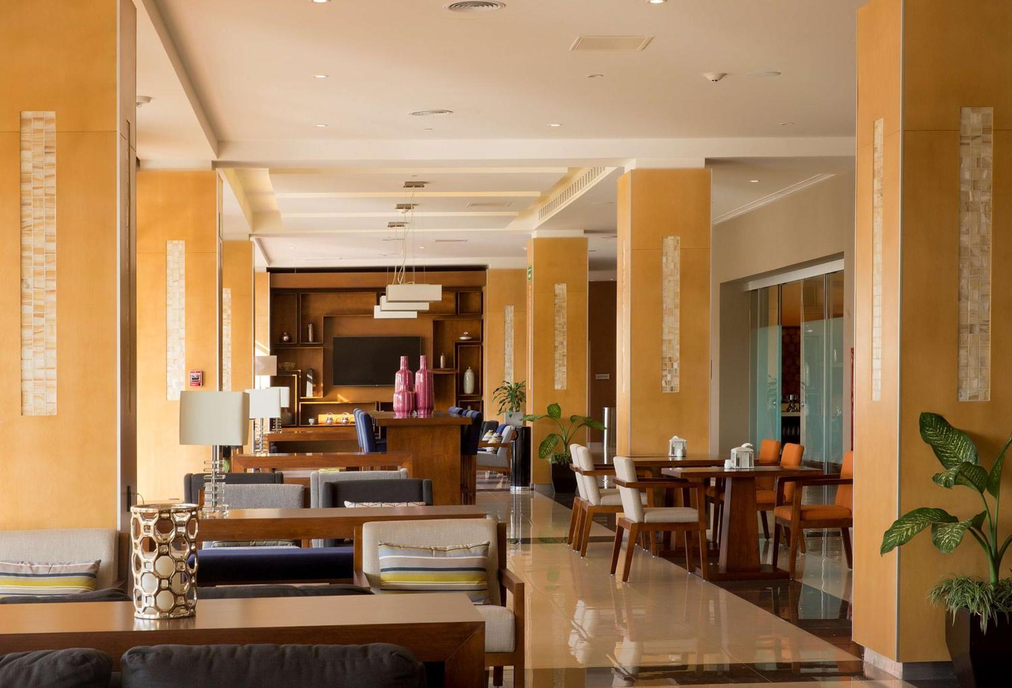 Hampton Inn & Suites By Hilton Paraíso Eksteriør bilde