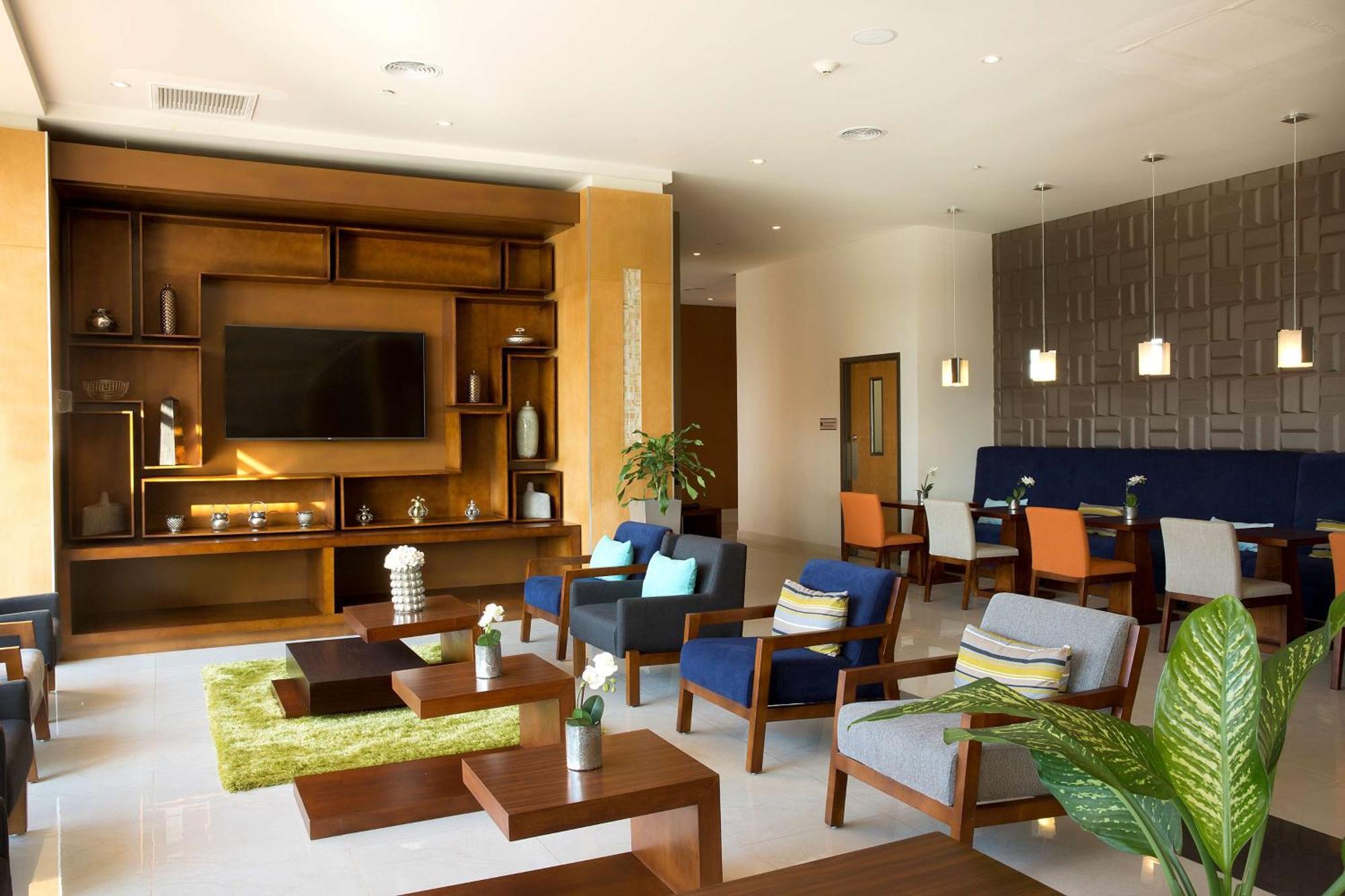 Hampton Inn & Suites By Hilton Paraíso Eksteriør bilde